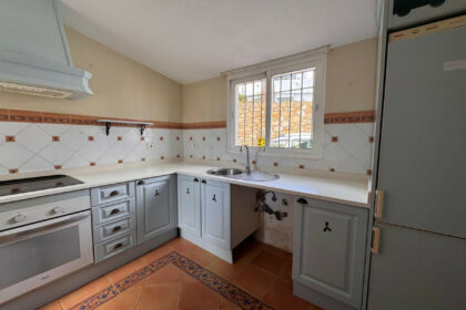 e167b96acc56d71415e78203559b2ace - 10