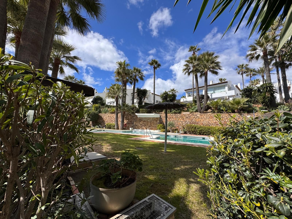 e167b96acc56d71415e78203559b2ace - 26