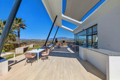 e19f088d2dbc0dc84847dcb3526a6027 - 24