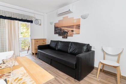 e220969138933c614e8072d4b32df2f6 - 9