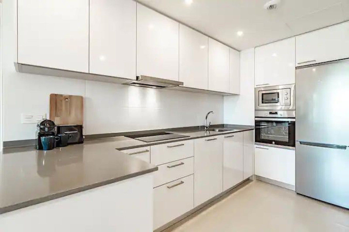 e25bf1c8fe97049cbbe4ed1dfe897564 - 9