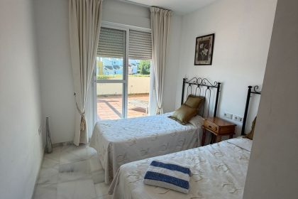 e29a2748fef82a6ab1c05dd5b684b4e2 - 18