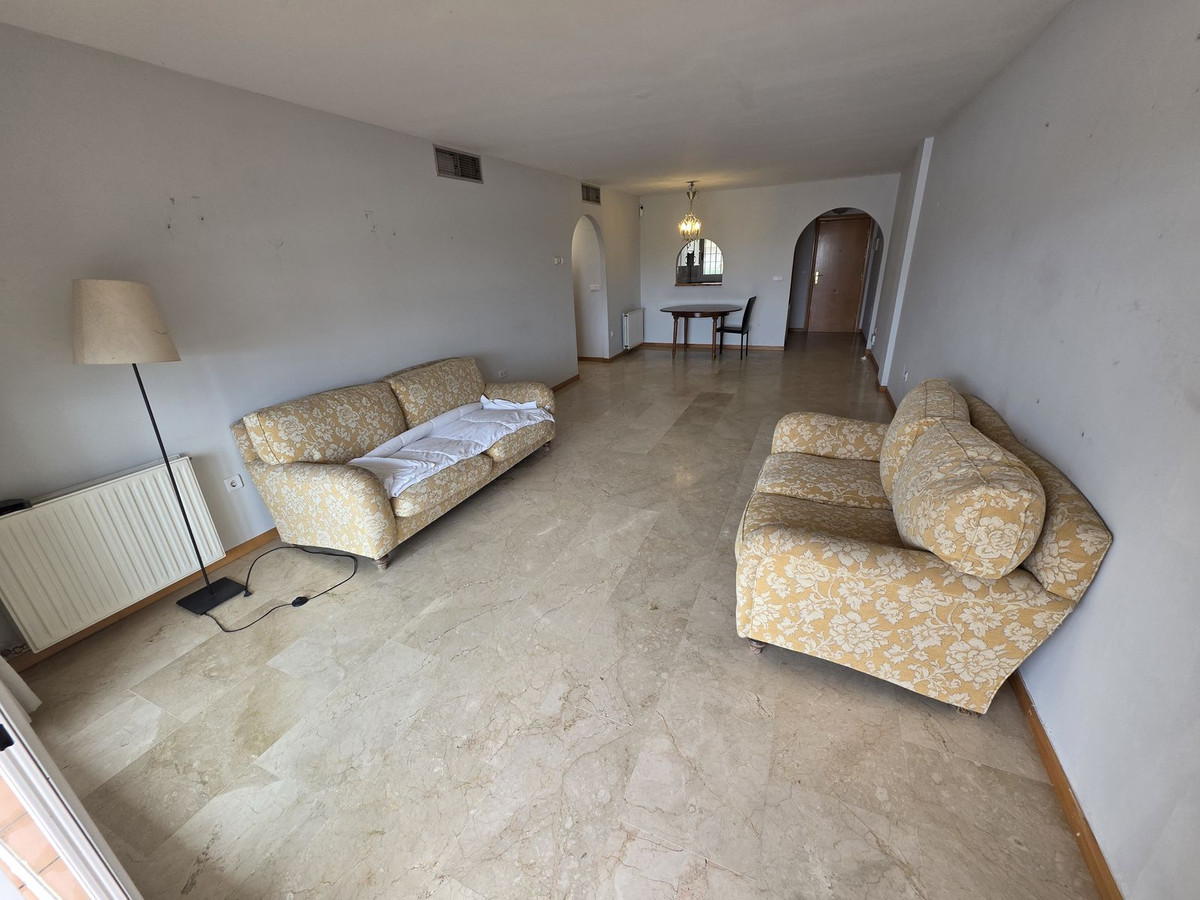 e2ad1a509897f94b5b2bce47ff10e732 - 19