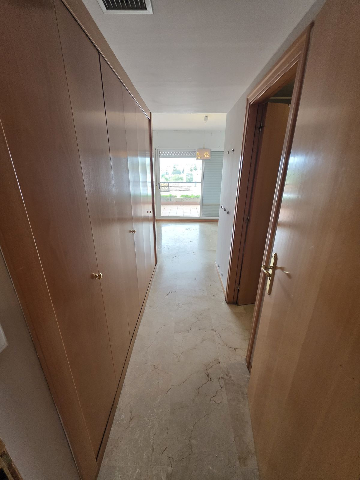 e2ad1a509897f94b5b2bce47ff10e732 - 23