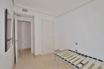 e2e6b38ccae0bad8c64bcb050ce7aa91 - 20