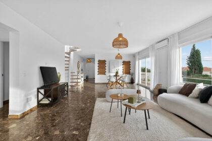 e3500ab57b1948db029c984519b62f59 - 17