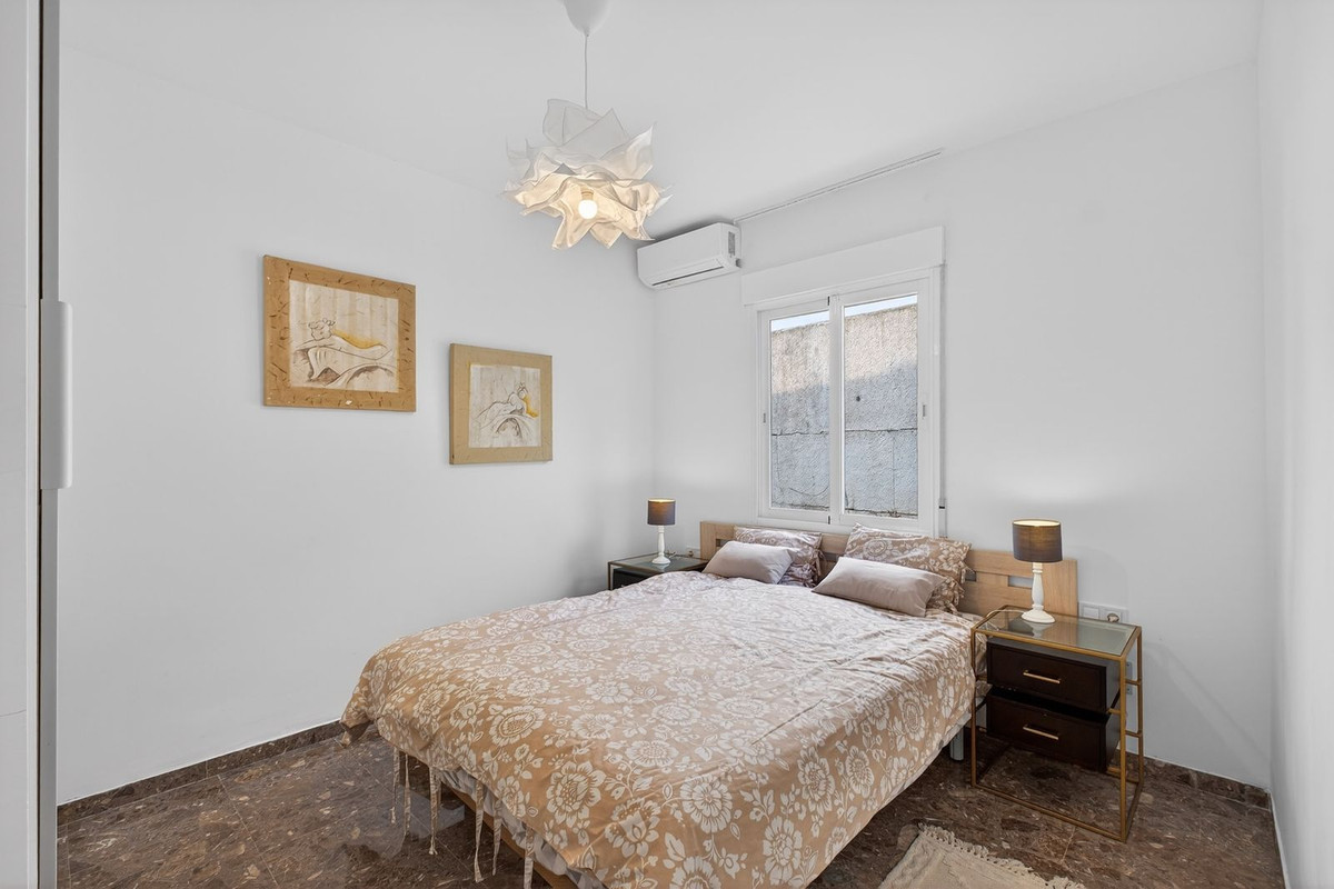 e3500ab57b1948db029c984519b62f59 - 30