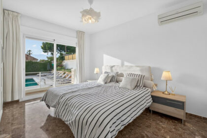 e3500ab57b1948db029c984519b62f59 - 32