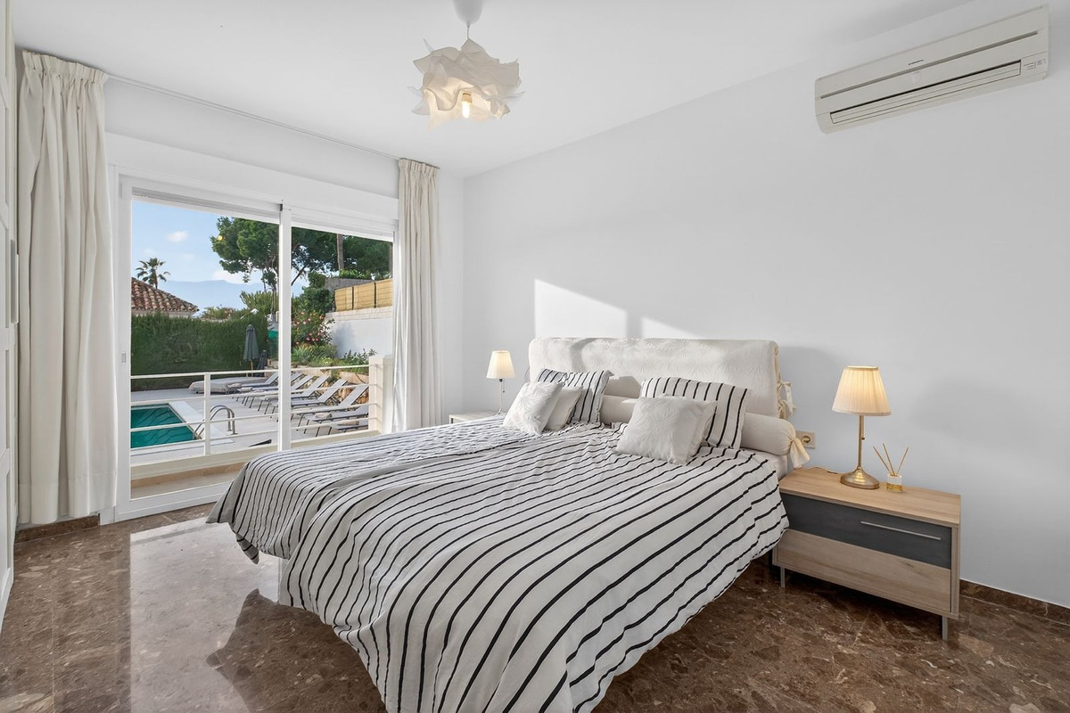 e3500ab57b1948db029c984519b62f59 - 32