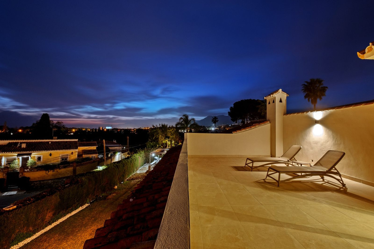 e3500ab57b1948db029c984519b62f59 - 44