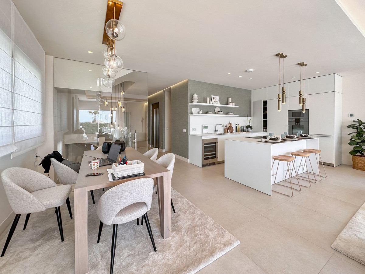 e45c9f9cf9fbfaf48c51f7f91dc02f77 - 103