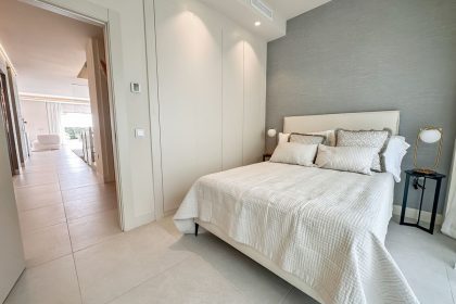 e45c9f9cf9fbfaf48c51f7f91dc02f77 - 106