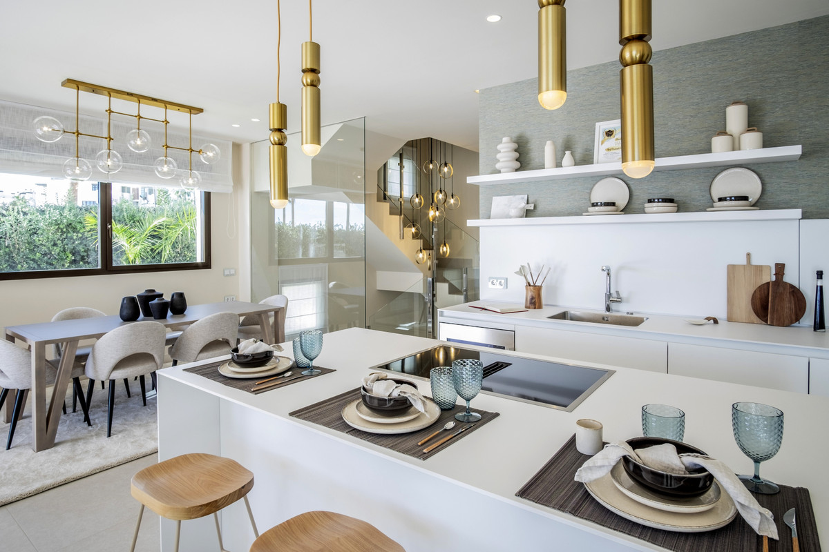 e45c9f9cf9fbfaf48c51f7f91dc02f77 - 13