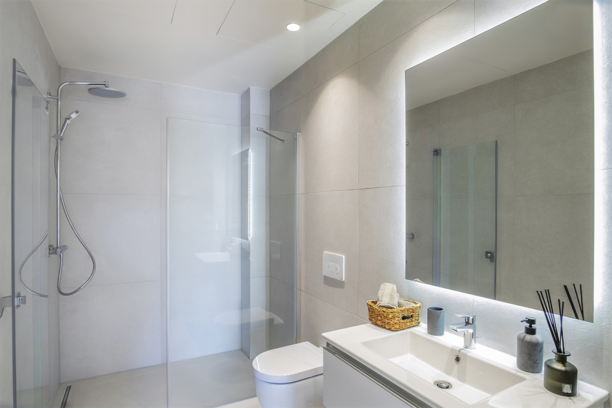 e45c9f9cf9fbfaf48c51f7f91dc02f77 - 32