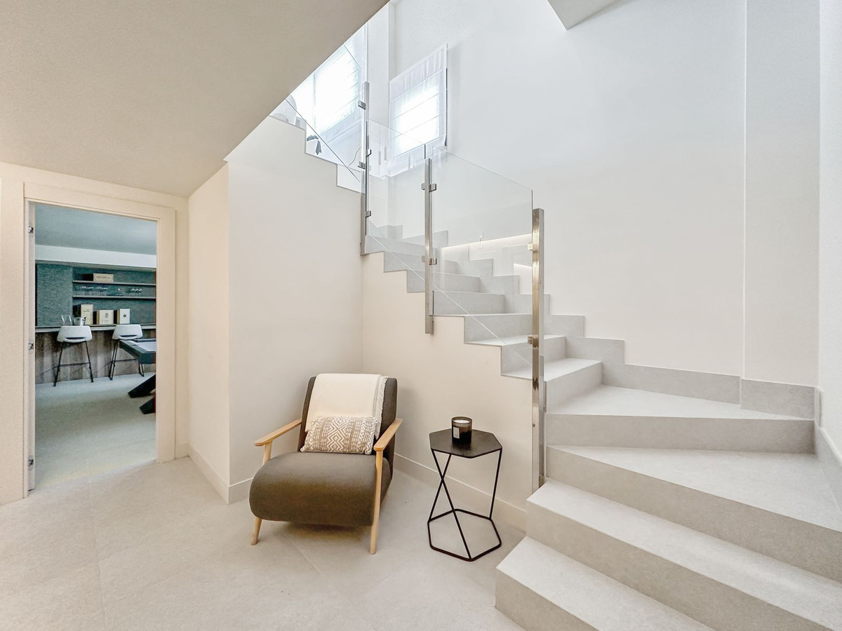 e45c9f9cf9fbfaf48c51f7f91dc02f77 - 74