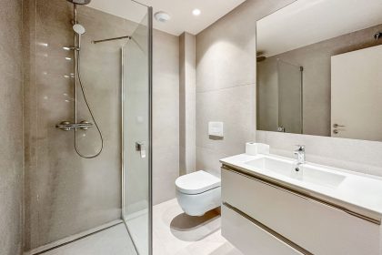 e45c9f9cf9fbfaf48c51f7f91dc02f77 - 76