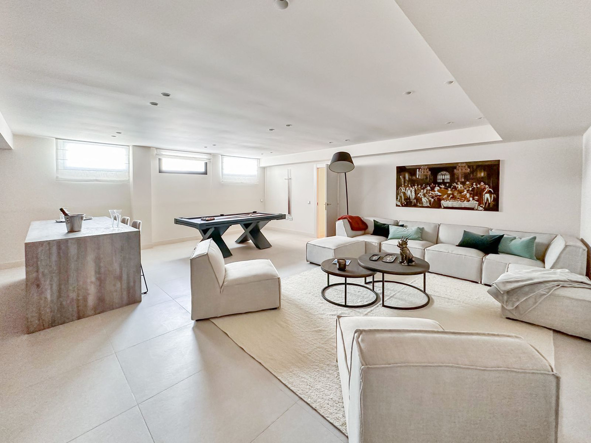 e45c9f9cf9fbfaf48c51f7f91dc02f77 - 82