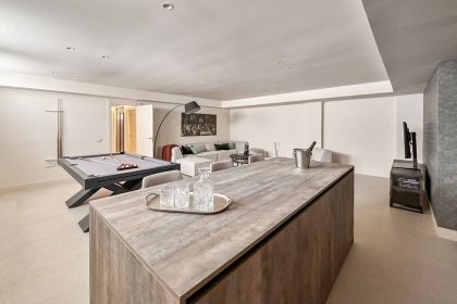 e45c9f9cf9fbfaf48c51f7f91dc02f77 - 83