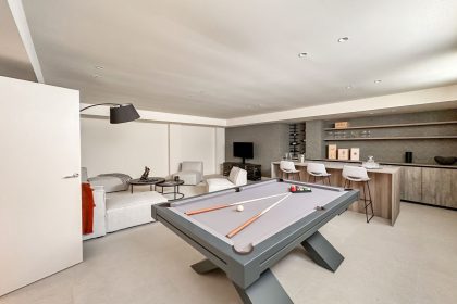 e45c9f9cf9fbfaf48c51f7f91dc02f77 - 84