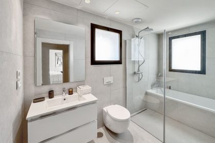 e45c9f9cf9fbfaf48c51f7f91dc02f77 - 85