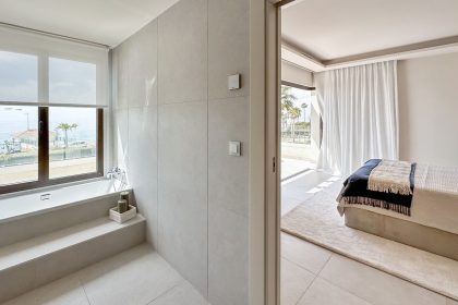 e45c9f9cf9fbfaf48c51f7f91dc02f77 - 96