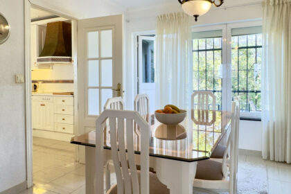 e496fbcaf9124357a31d1c4bd76b265a - 10