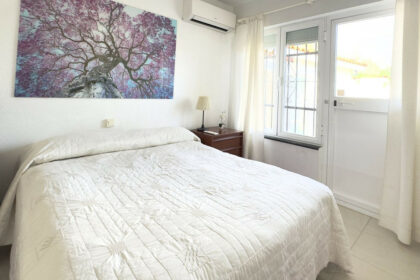 e496fbcaf9124357a31d1c4bd76b265a - 18