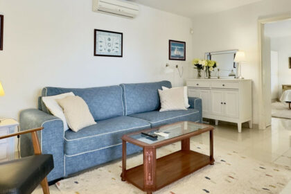 e496fbcaf9124357a31d1c4bd76b265a - 27