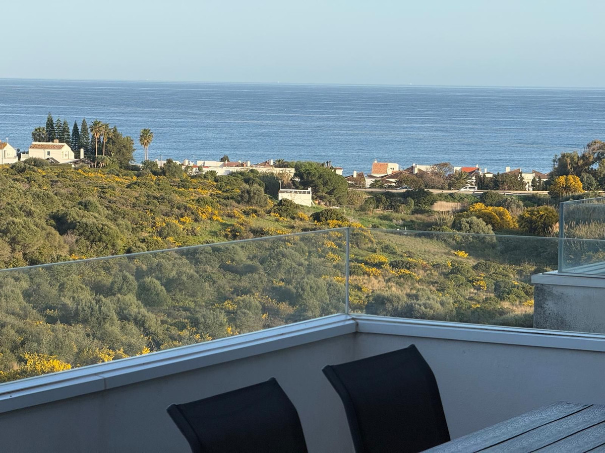 e49f24fc25a68538904eab635b45fe3d - 14