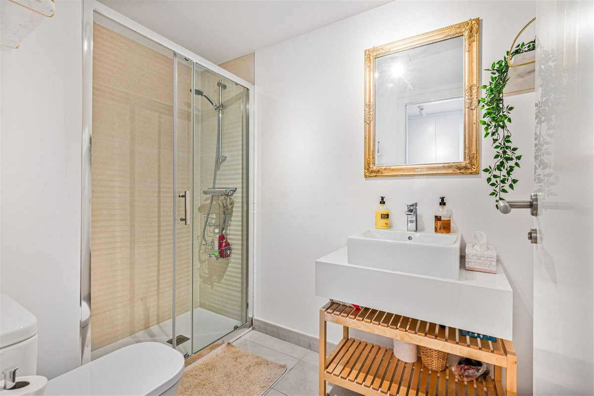 e49f24fc25a68538904eab635b45fe3d - 21