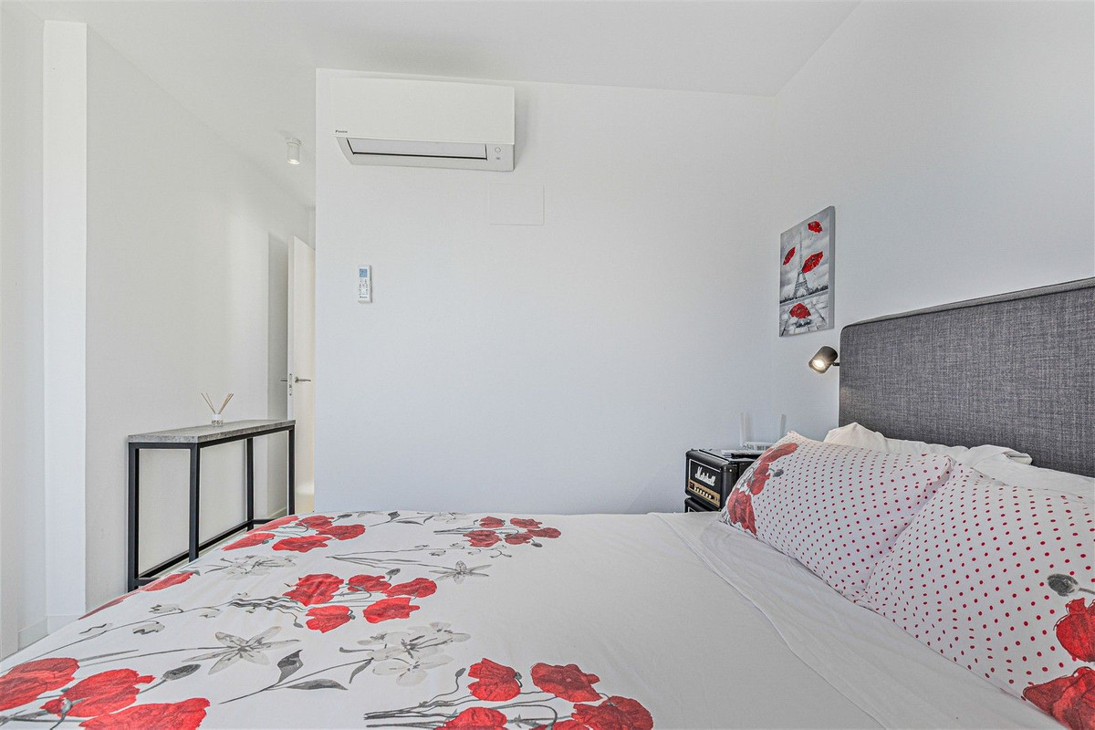 e49f24fc25a68538904eab635b45fe3d - 25