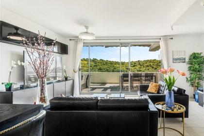 e49f24fc25a68538904eab635b45fe3d - 3