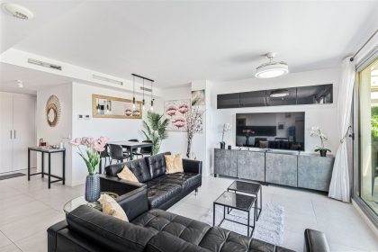 e49f24fc25a68538904eab635b45fe3d - 6