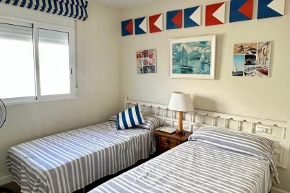 e5cc4133041c4b707a27370d1fb49089 - 24