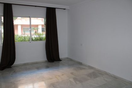 e63f62c42b0381c6bc41e53a640f4ce4 - 18