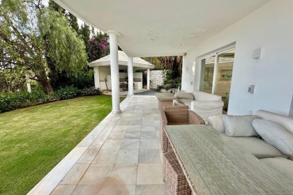 e6ad4645b7eefdcf7b1d77cc3b269cfb - 25