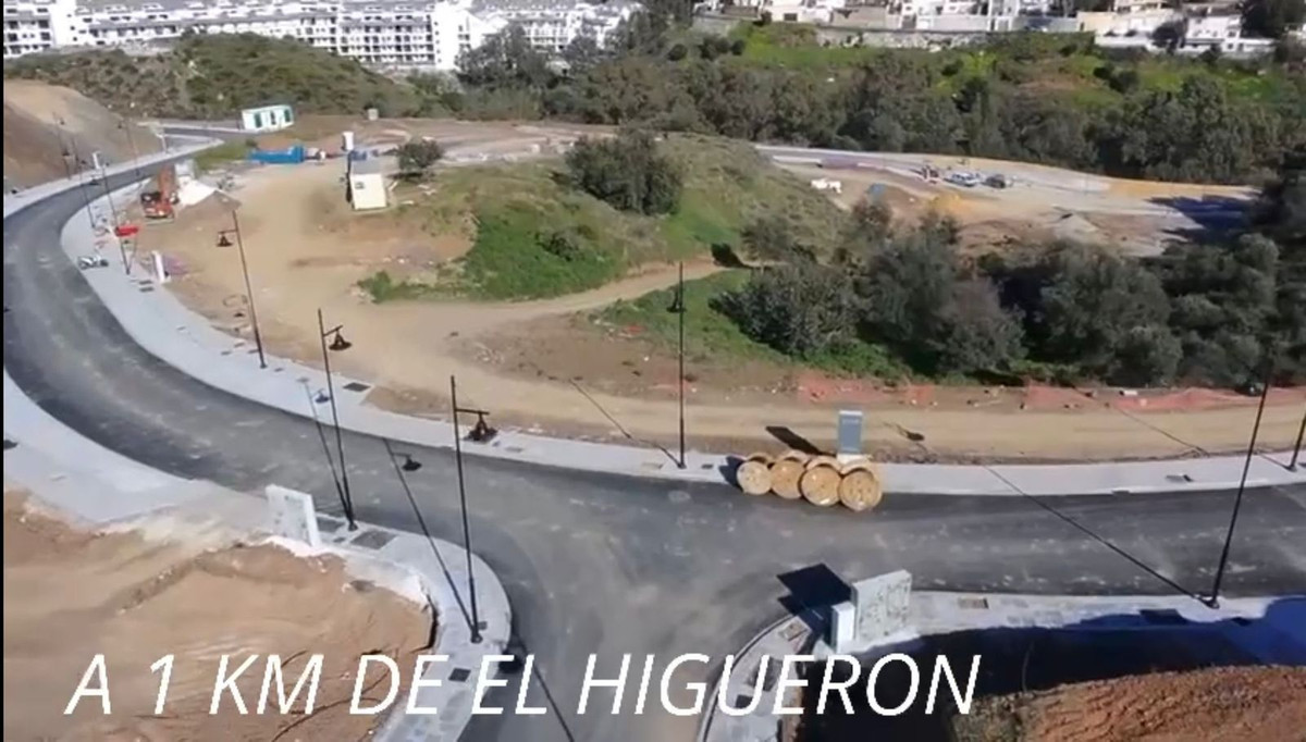 e6d30d6528a25e8c39fc13a528f44a2b - 1