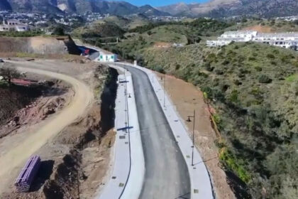 e6d30d6528a25e8c39fc13a528f44a2b - 5