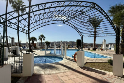 e6e4e8aa962a6272e676175839ea6aae - 31