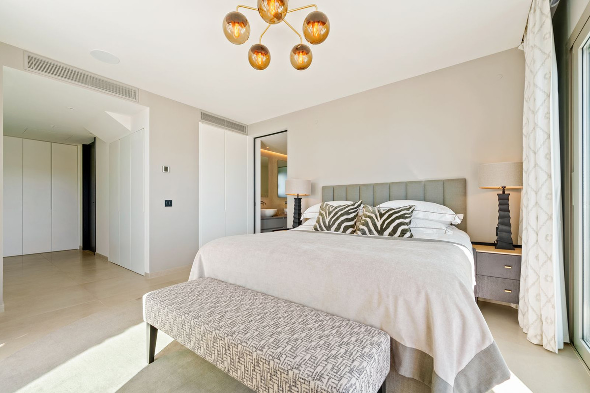 e70e6759f3ffe5f10369c0e9490f4161 - 11