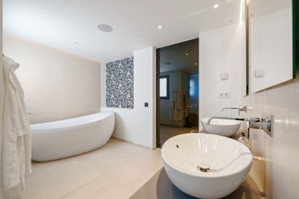 e70e6759f3ffe5f10369c0e9490f4161 - 17