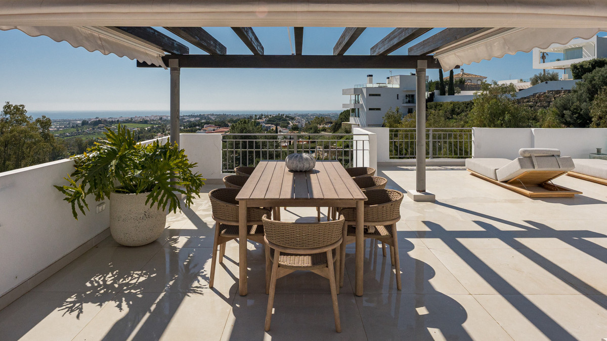 e79b4c652b6e941e41bd6be91a16f56f - 51