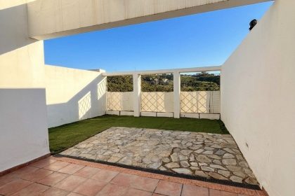 e812b0714c7958c6ac5399519a14316a - 12