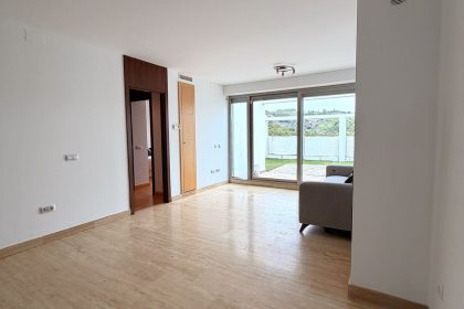 e812b0714c7958c6ac5399519a14316a - 2