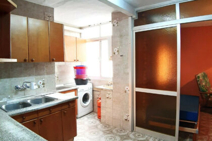 e8512a974b4035ab5d487d5b6bf7d09d - 10