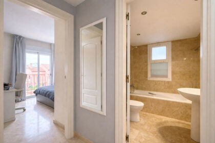 e89e5fdf7c86a47f6b2858ff6ff11a98 - 12