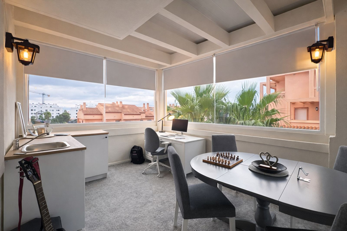 e89e5fdf7c86a47f6b2858ff6ff11a98 - 22