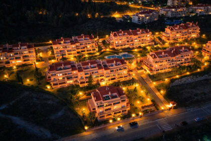 e89e5fdf7c86a47f6b2858ff6ff11a98 - 28