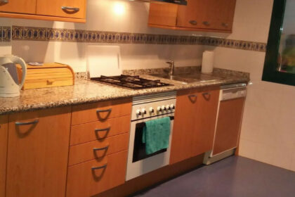 e96f42ed5880bb9e080667b1865a8145 - 13