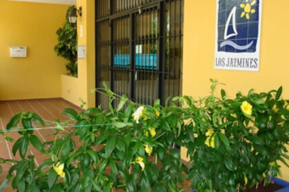 e96f42ed5880bb9e080667b1865a8145 - 2